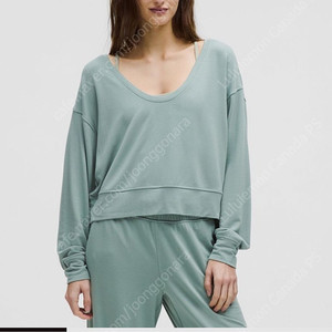룰루레몬 프렌치테리 풀오버 [새상품] BeCalm Scoop Neck Pullover 사이즈8