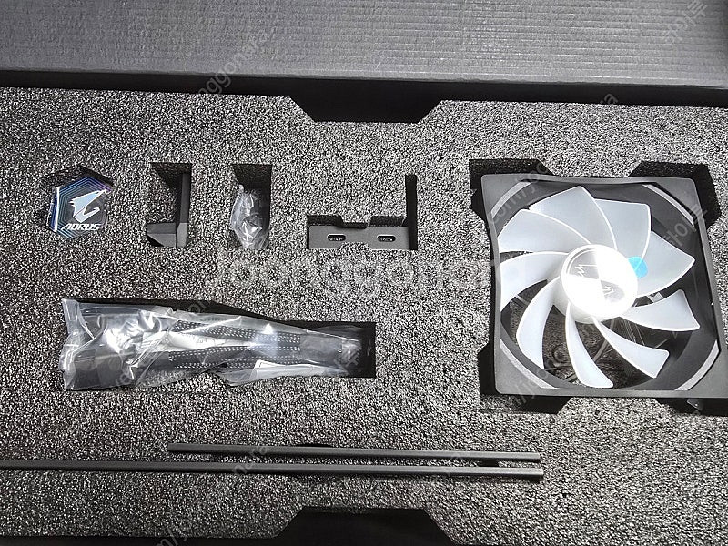 [새제품]기가바이트 rtx5080 어로스마스터 제이씨현...--4