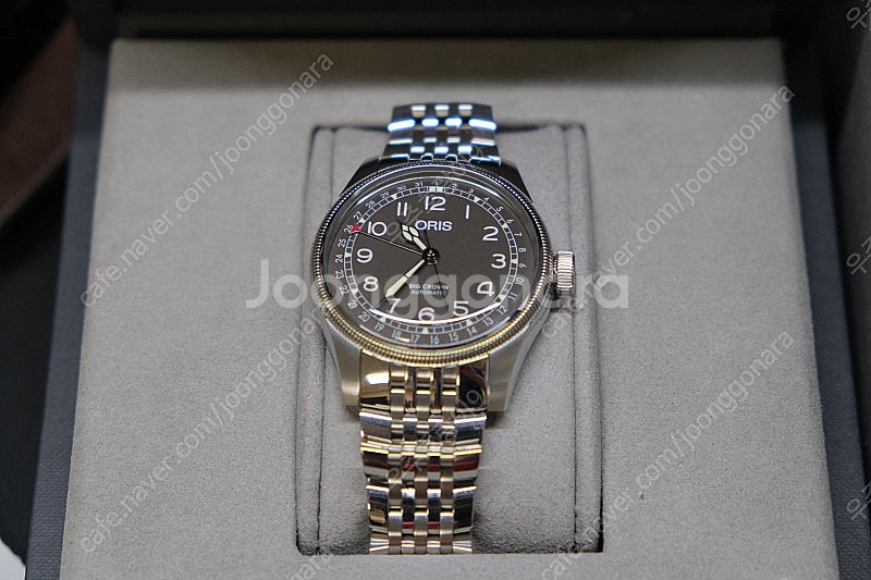 오리스빅크라운포인터데이트(40mm)--1