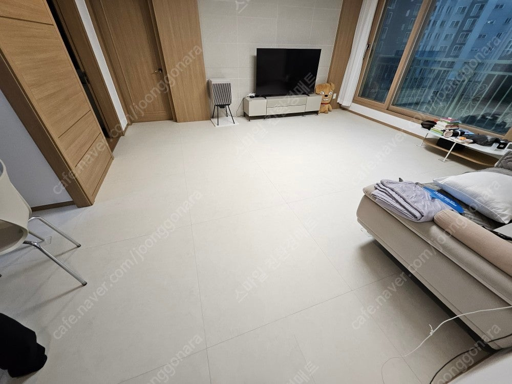 층간소음매트 시공매트 셀프시공 할인판매 전문가시공 500,600,1000,1200 사이즈 이미지