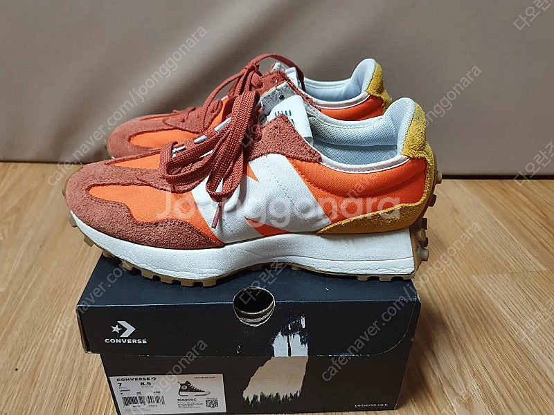 뉴발란스 327 오렌지 250--1