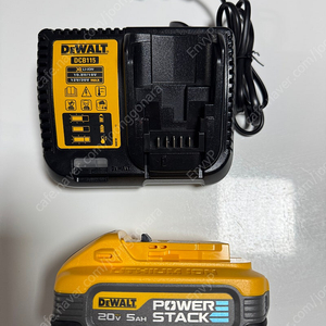 디월트 파워스택 5암페어 dcbp520 + 충전기 dcb115