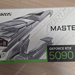 RTX 5090 AORUS MASTER 아이스 팝니다.