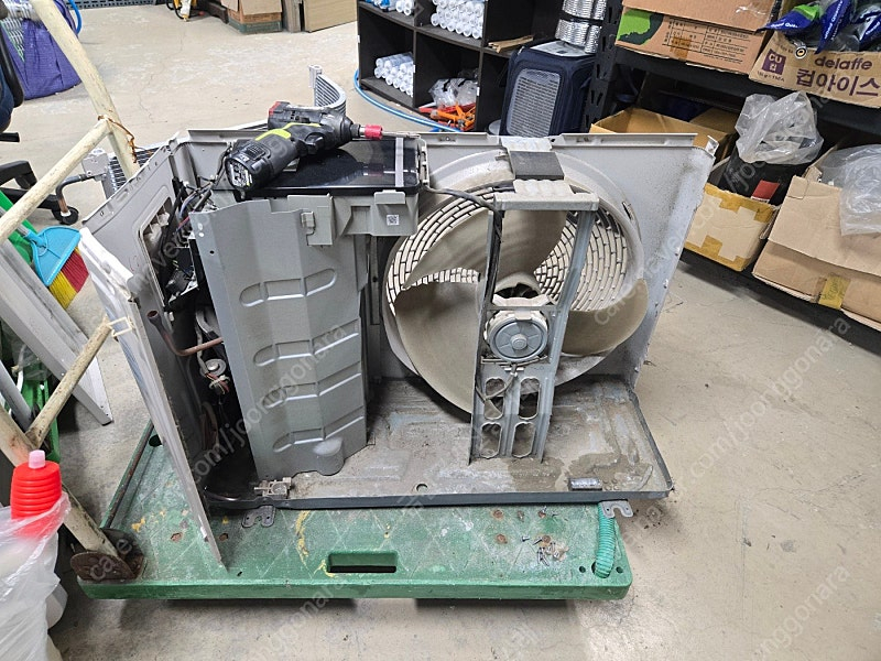 삼성 무풍에어컨 9평 AR09T9170HC 실외기 신품으로 부품교체 팜 이미지