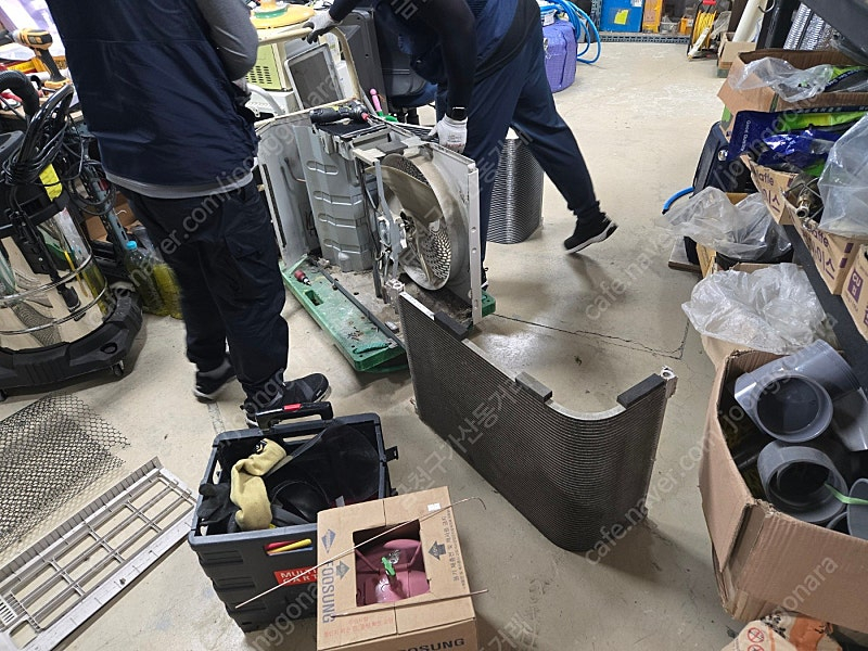 삼성 무풍에어컨 9평 AR09T9170HC 실외기 신품으로 부품교체 팜 이미지