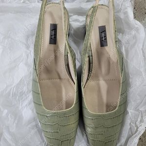 베라왕 슬링백 235 새상품 /한섬 타임 마인 미샤 구호 랑방 띠어리 쟈딕앤볼테르 마쥬 산드로 코스 듀엘 시스템 폴로 랄프로렌 럭키슈에뜨