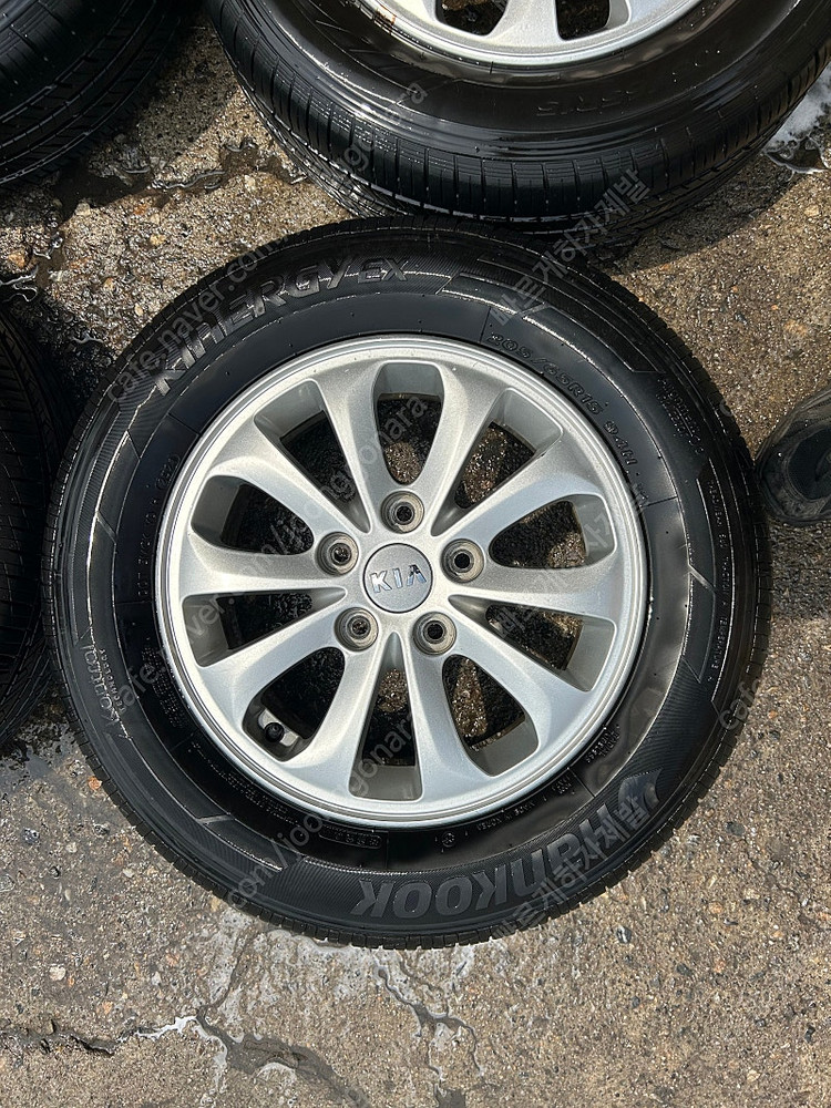 K3 순정 15인치 휠타이어 아반떼AD MD I30 I40 그랜저 쏘나타 이미지