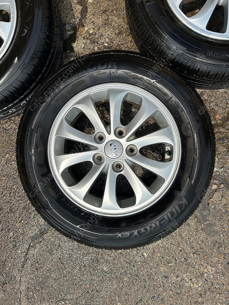 K3 순정 15인치 휠타이어 아반떼AD MD I30 I40 그랜저 쏘나타 이미지