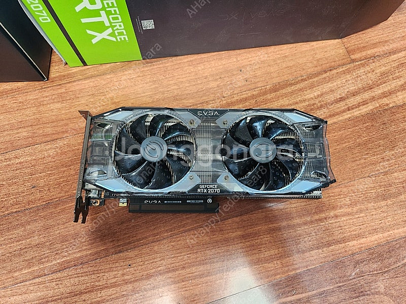 EVGA RTX2070 (쿨링팬, LED고장)--0