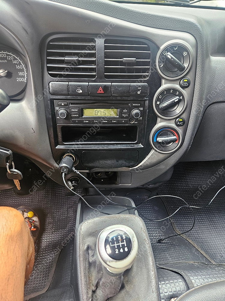 13년식22만 봉고3 워크스루밴 팝니다 캠핑카 이미지