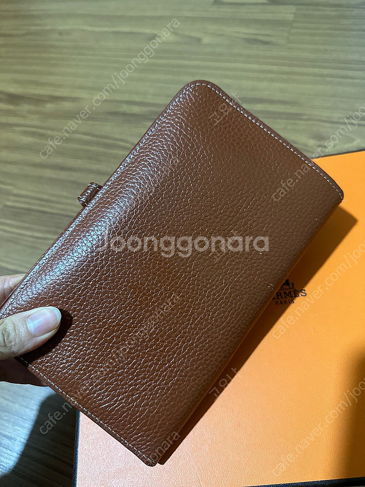 에르메스 도곤 장지갑 골드--2