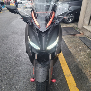 18s년 xmax300 150만원 판매