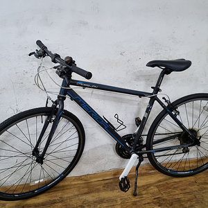 메리다 크로스웨이40R 하이브리드 자전거 판매합니다.(48CM)