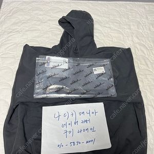 L 이지 갭 엔지니어드 바이 발렌시아가 도브 후드 블랙