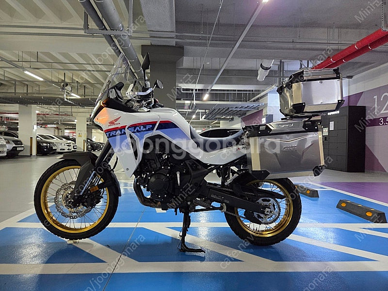 혼다 XL750 트랜스알프--2