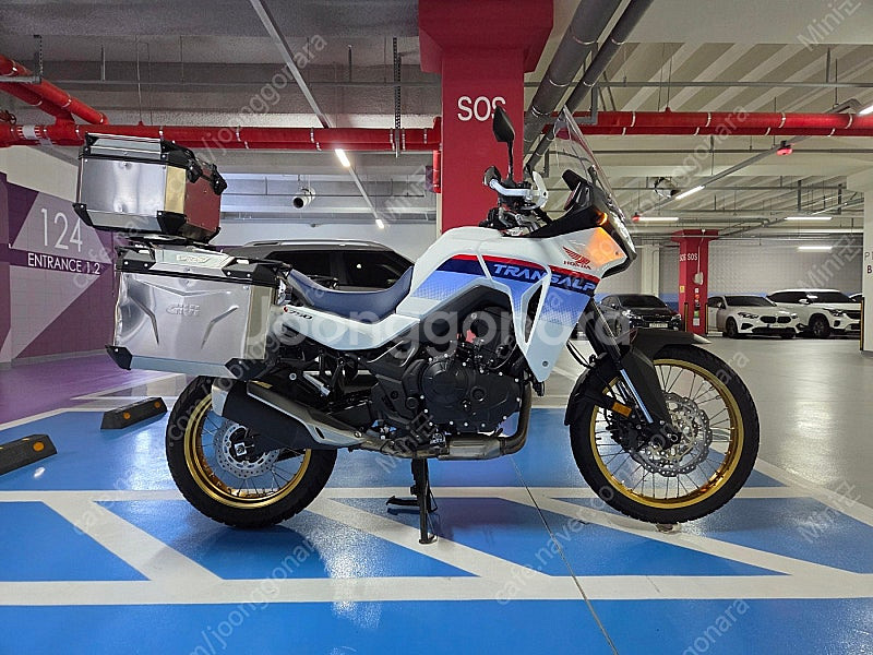 혼다 XL750 트랜스알프--4