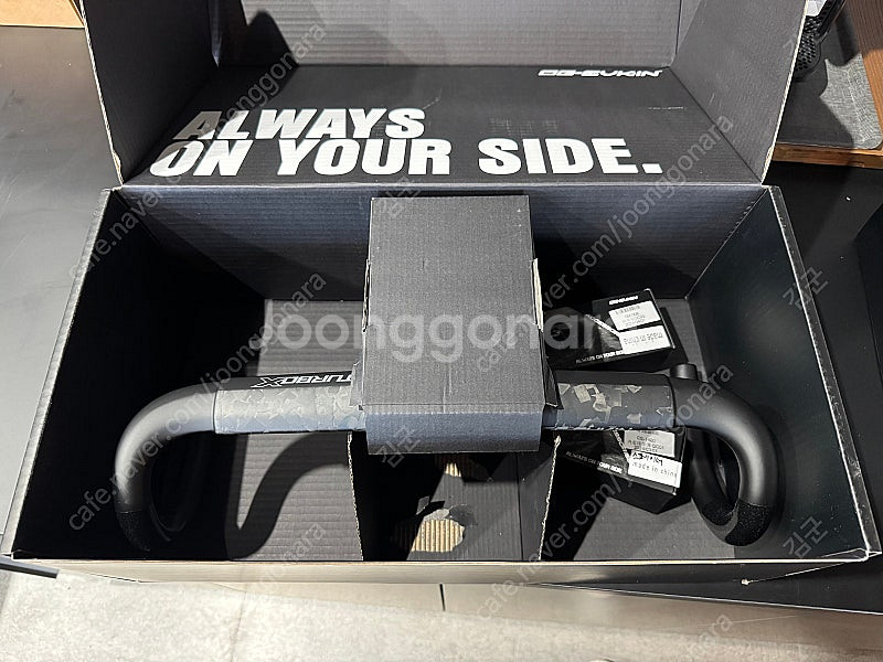 오지에브킨 터보엑스 일체형 카본 핸들바 팝니다.--2