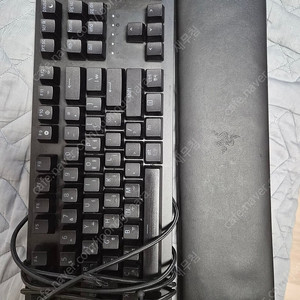 Razer 헌츠맨 v2 리니어 풀배열 팝니다
