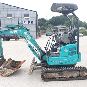 코벨코 SK17 미니굴삭기 2019년식 1300만원