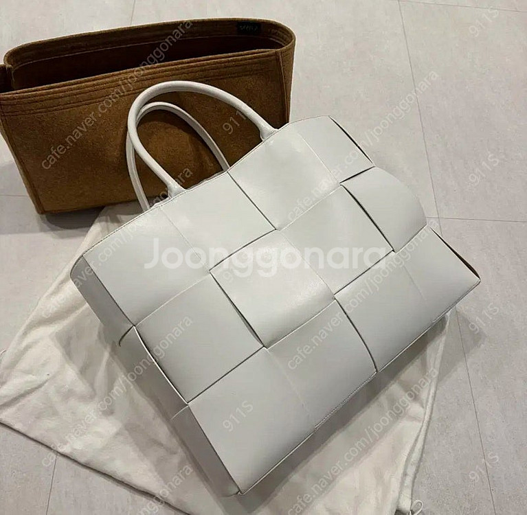 보테가베네타 아르코 토트백 라지--1