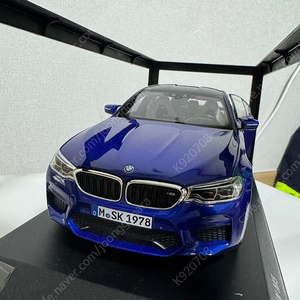 1:18 노레브 M5 블루 새상품 다이캐스트 팝니다.