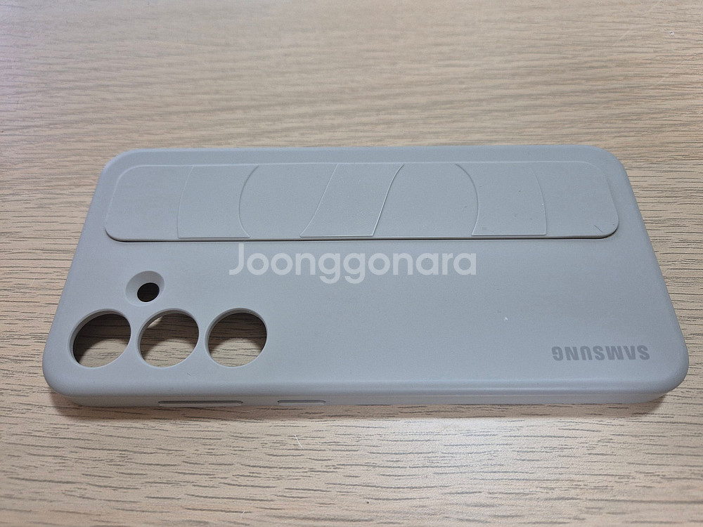 갤럭시 S24플러스 케이스[ 삼성 정품 스탠딩 ] 판매합니다.--2