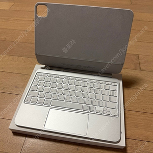 iPad Pro 11(M4 모델)용 Magic Keyboard - 한국어 - 화이트