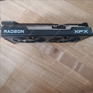 XFX RX 6600 SWFT 210 8GB VGA카드 팝니다.