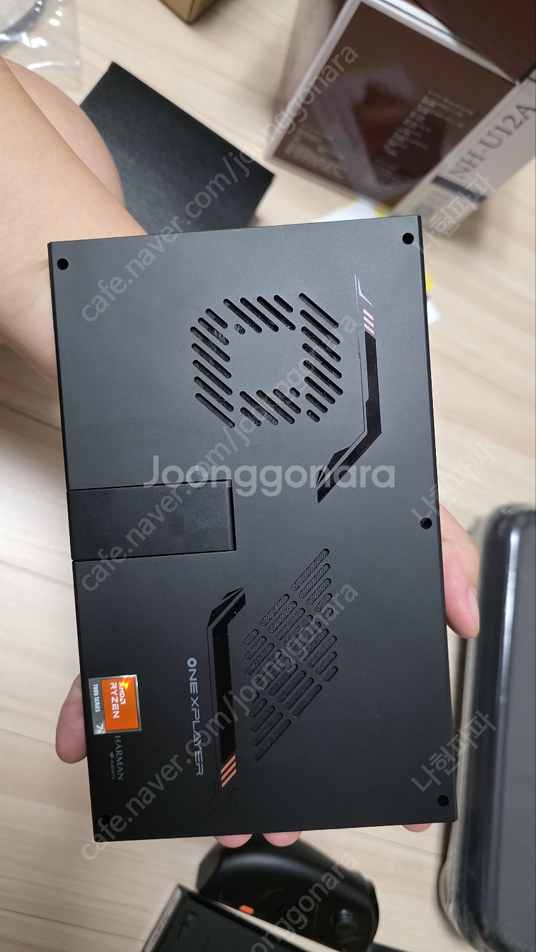 umpc 원엑스플레이어2pro 7840u 32g 1tb...--2