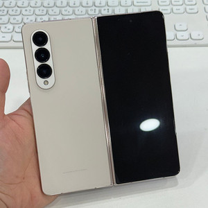 갤럭시Z폴드4 (F936) 베이지 256GB 무잔상 공기계 42만원에 판매해요~