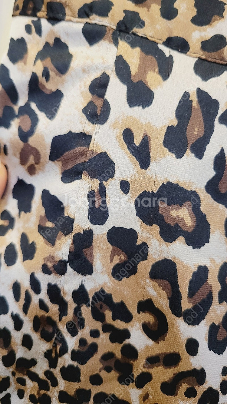 임블리 린넨 프릴 셔츠 블라우스. 레오파드 플레어 스커...--8