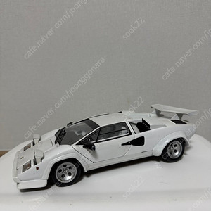 1:18 교쇼 쿤타치 화이트 25주년 다이캐스트