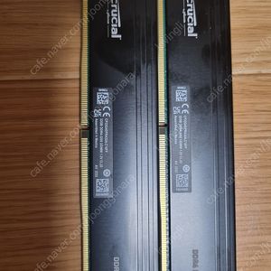 Crucial Pro 64GB Kit (32GBx2) DDR4-3200 UDIMM 데스크탑 램 메모리
