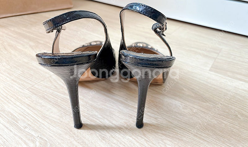 JIMMY CHOO 지미추 스터드 슬링백 샌들 하이힐--6