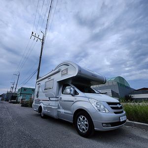 제일모빌 에드윈 ET600,모터홈, 승차9인가능,스타렉스캠핑카, 스타렉스모터홈 화이트 인테리어, 풀 12p 타이어,겨울에도 끄떡없는 가스히터, 가스보일러, 가스렌지 ,등등