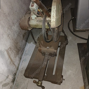 지석 캇팅기 5H.P 3상 / 다운트랜스 20Kva