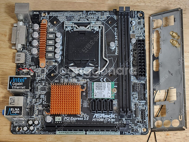 애즈락 H110M-itx/ac itx 메인보드 1151소켓 6세대 7세대 미니pc용--0