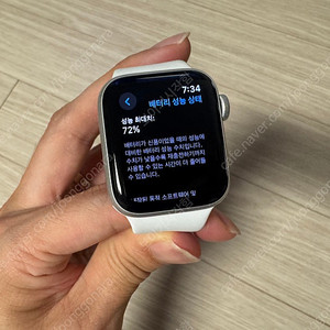 애플워치SE(1세대) 40mm gps 실버색상 배터리 성능 72% 판매해요.