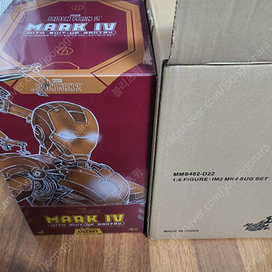 핫토이 쿼터 조커 익스, 마크4겐트리, 마이더스 골드크롬, 스칼렛위치, 캡틴, 토르, 로켓, 워머신, 배트맨, 캡틴마블 등등 팝니다