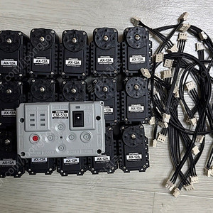 AX-12A 18개, CM-530 1개, 연결선 일괄 판매합니다