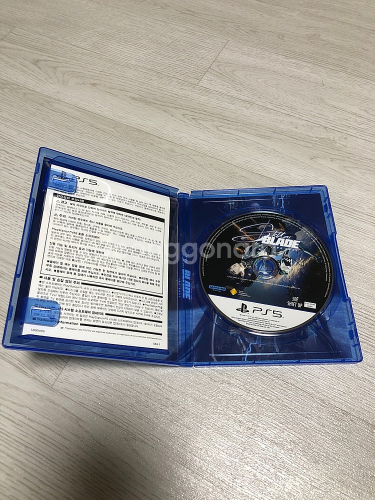 ps5 스텔라 블레이드 팝니다--2