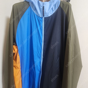 유니클로 마르니 바람막이 2xl