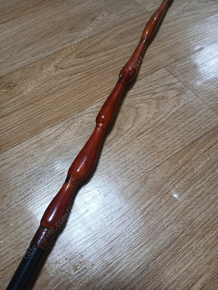 일제중층낚시대및괴목 받침대 이미지