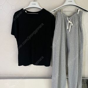 더브런치 티셔츠 & 베르가못 바지 셋업