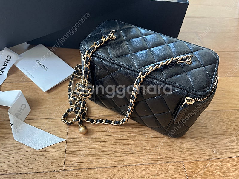 샤넬 베니티 골드볼--3