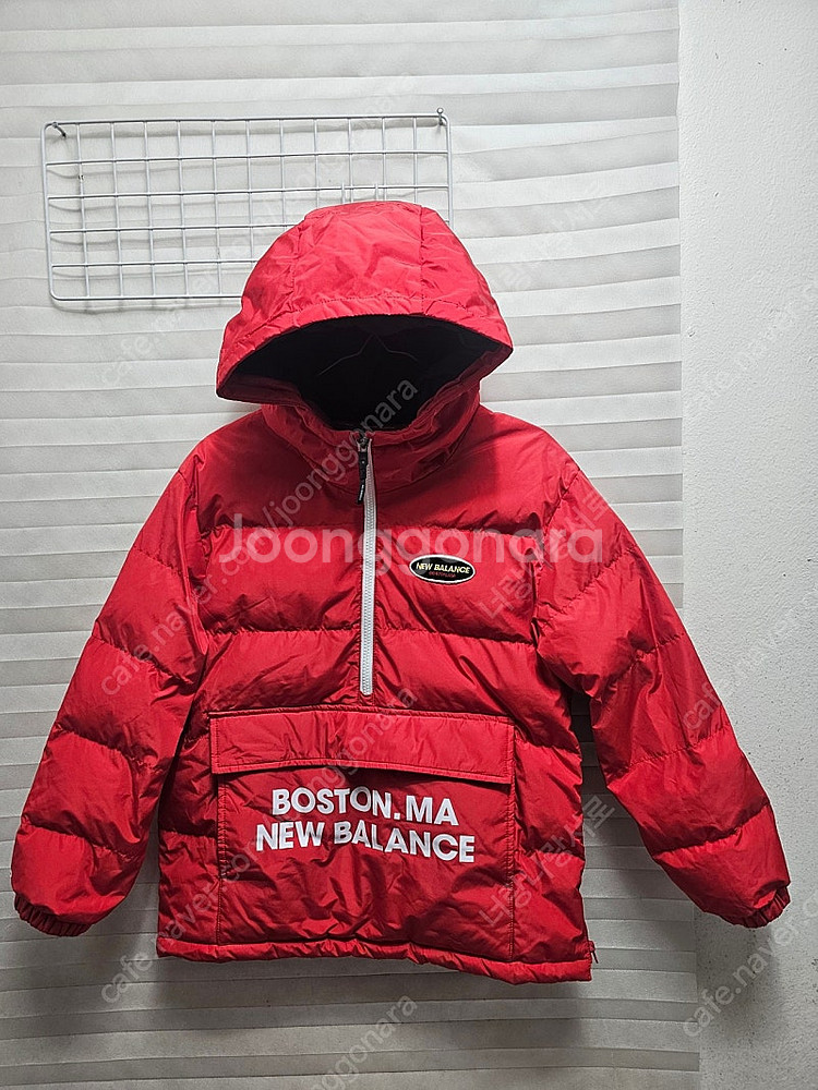 뉴발란스 키즈 빨간 패딩 점퍼 BOSTON.MA 사이즈 145--0