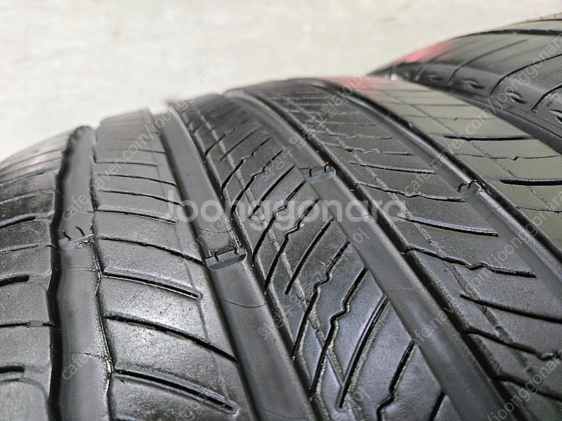 285 45 21 미쉐린 올시즌 중고타이어 한대분 판매...--4