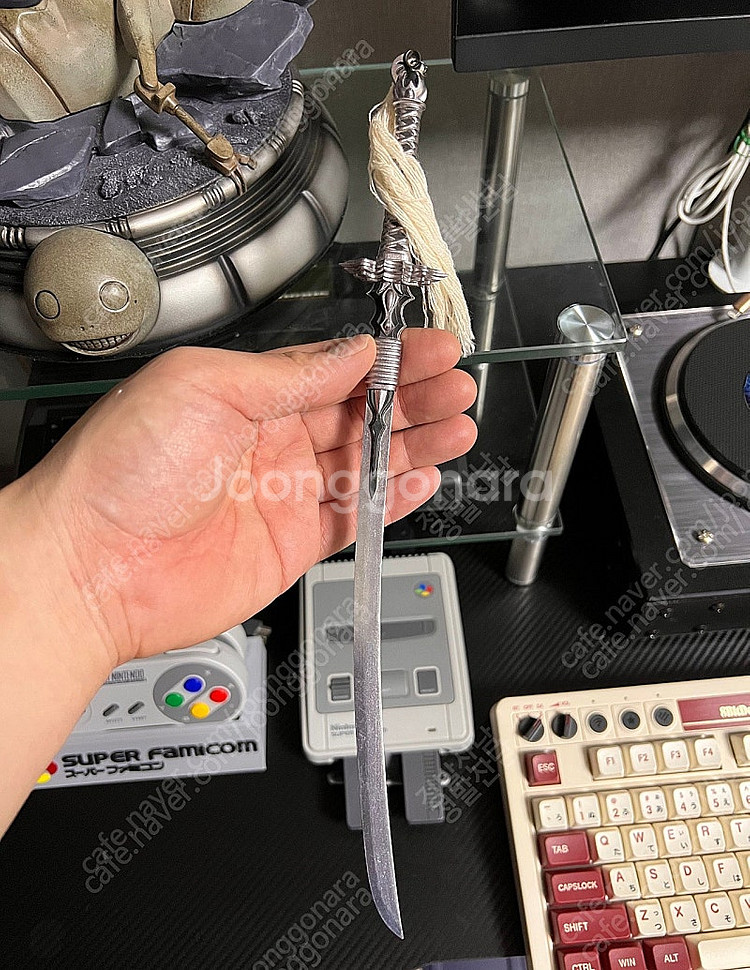 문라이트 니어오토마타 2b 레진 피규어 팝니다--4