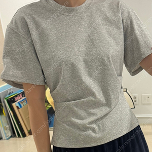 허리셔링 반팔티 그레이