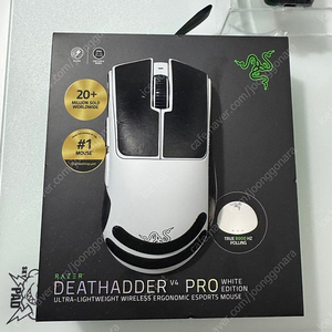 데스에더 v4 pro white